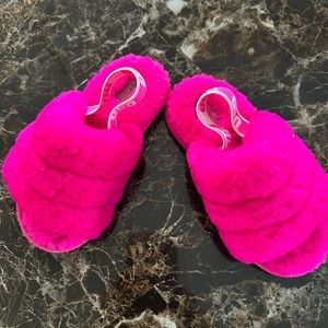 Little girls’ Ugg Slippers